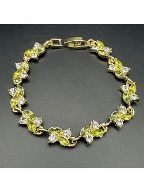 candy+clover peridot olive crystal gold tone bracelet
